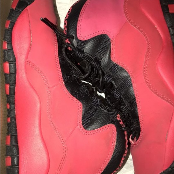 Jordan Retro 10’s Fusion Red Exclusive - Picture 1 of 4